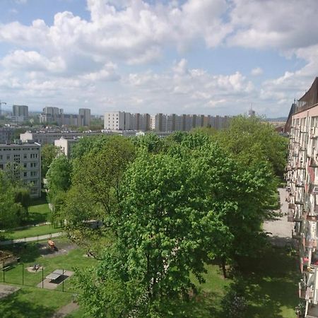 Ul. Ugorek Kolo Areny Apartment คราคูฟ ภายนอก รูปภาพ