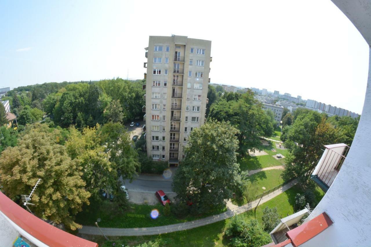 Ul. Ugorek Kolo Areny Apartment คราคูฟ ภายนอก รูปภาพ