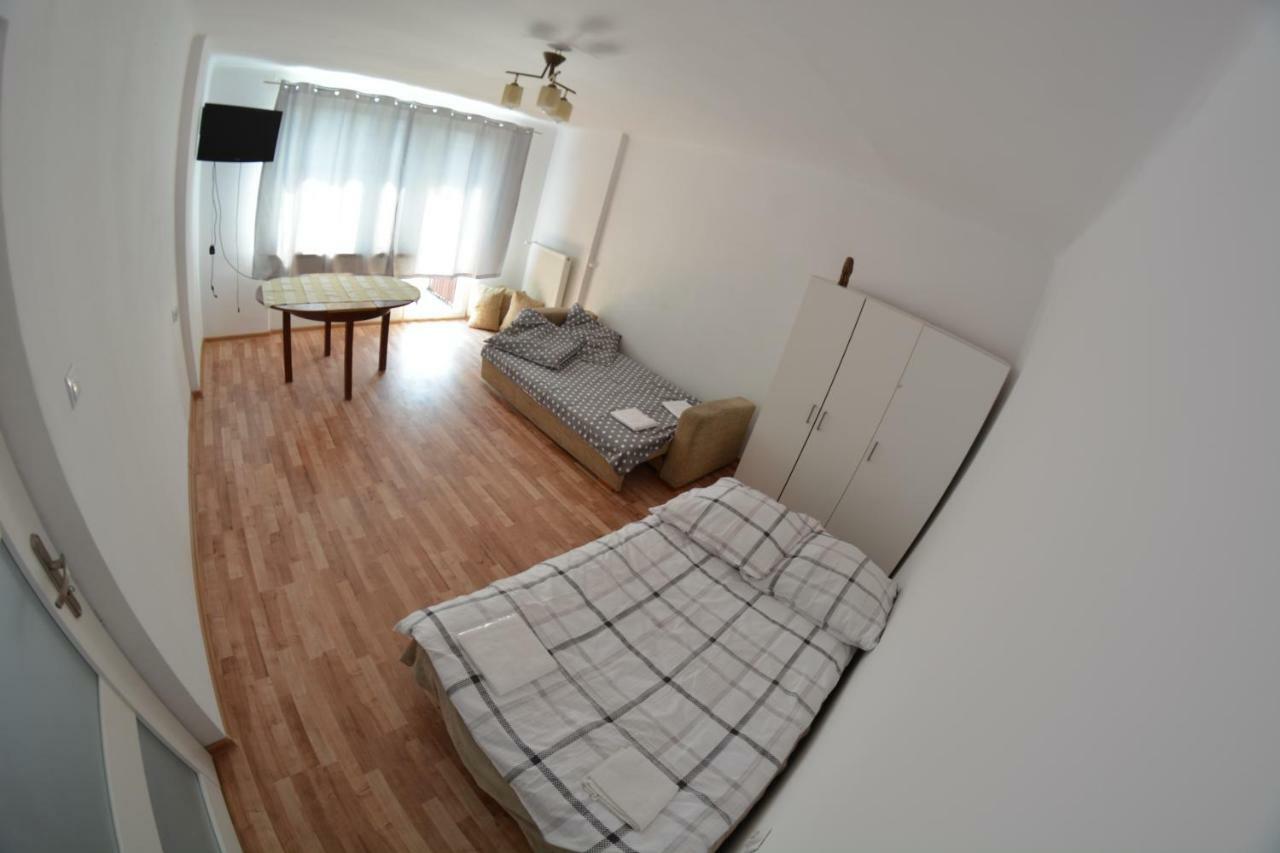 Ul. Ugorek Kolo Areny Apartment คราคูฟ ภายนอก รูปภาพ