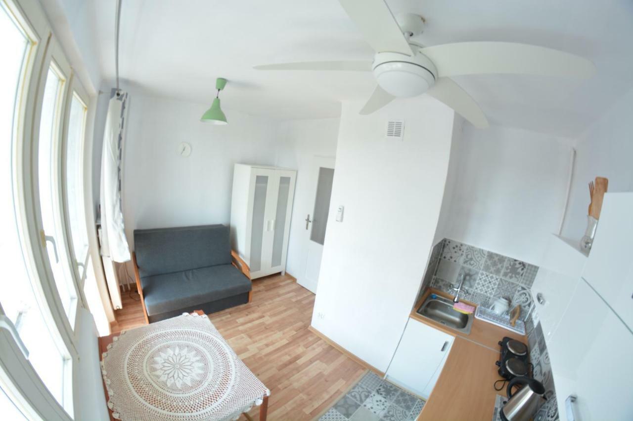 Ul. Ugorek Kolo Areny Apartment คราคูฟ ภายนอก รูปภาพ